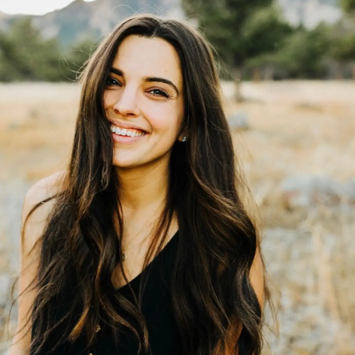 Headshot of Rebekah Daniels