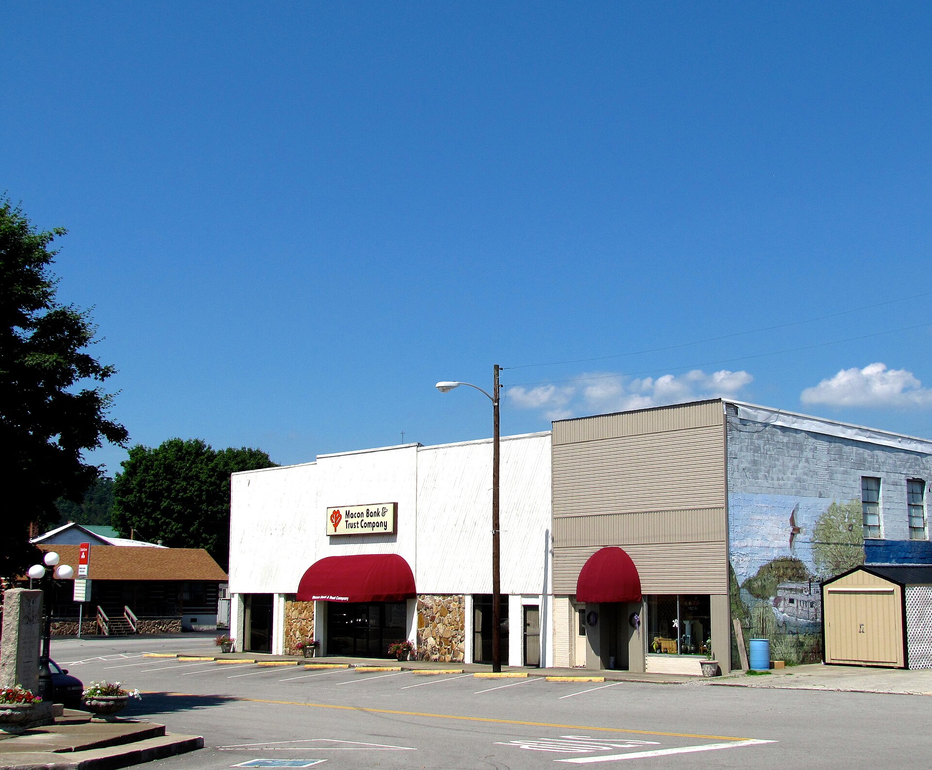 Courthouse square businesses in downtown Celina, Tennessee