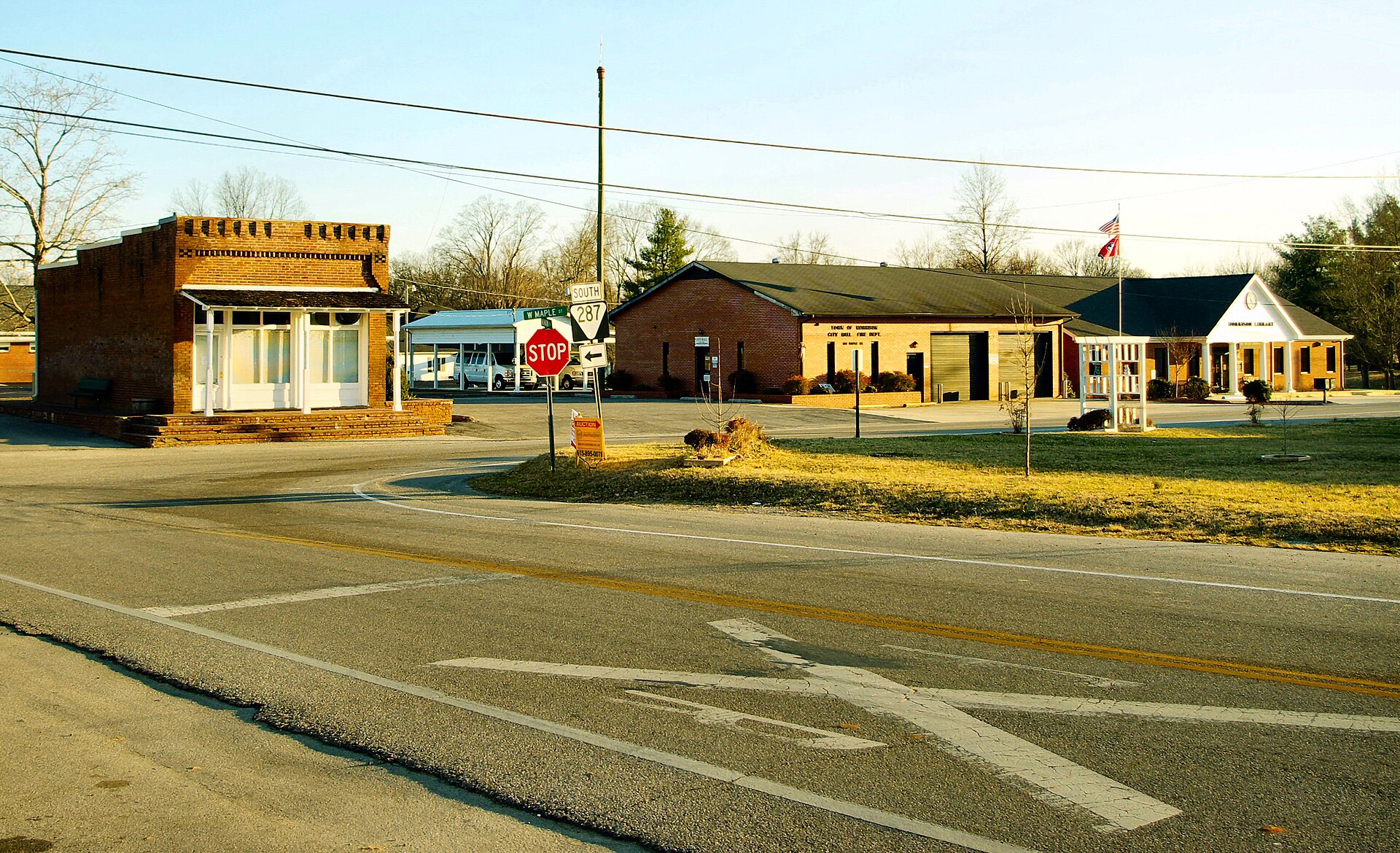 Morrison City Hall and library in Morrison, Tennessee