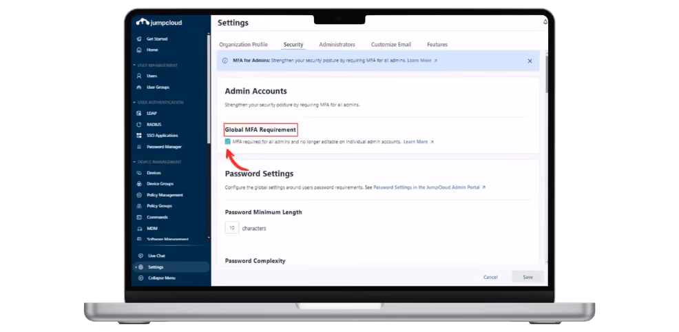 Selección de la opción para requerir autenticación multifactor global en JumpCloud.