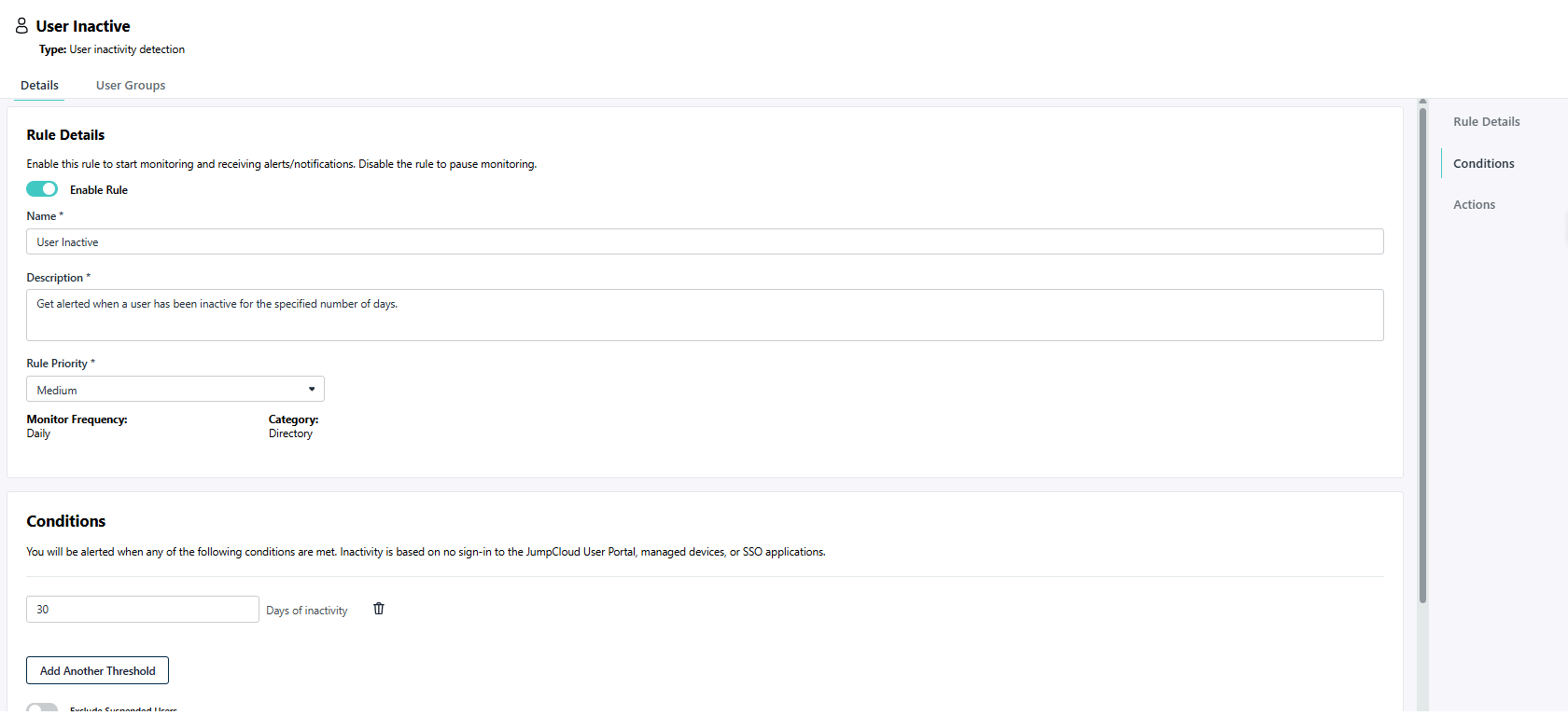Formulário de configuração do alerta para detecção de usuários inativos no JumpCloud com seletores de dias e filtros de exclusão.