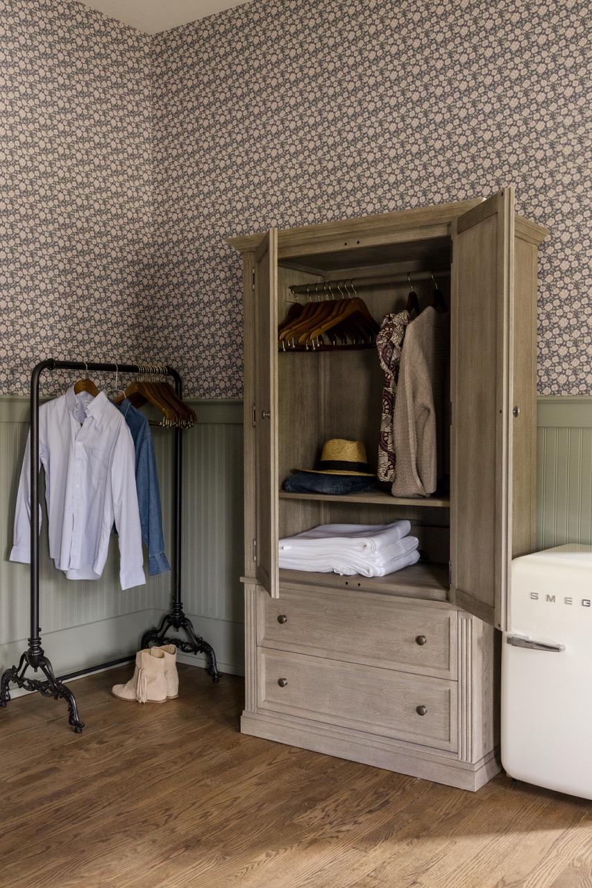 Wardrobe, The Robertson suite