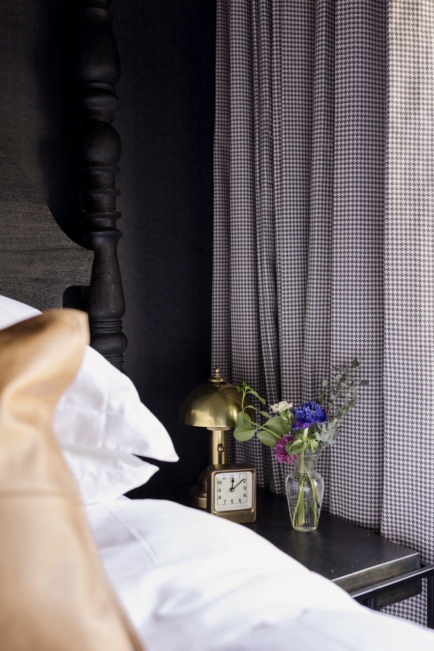 Nightstand beside the bed, The Rawlings suite
