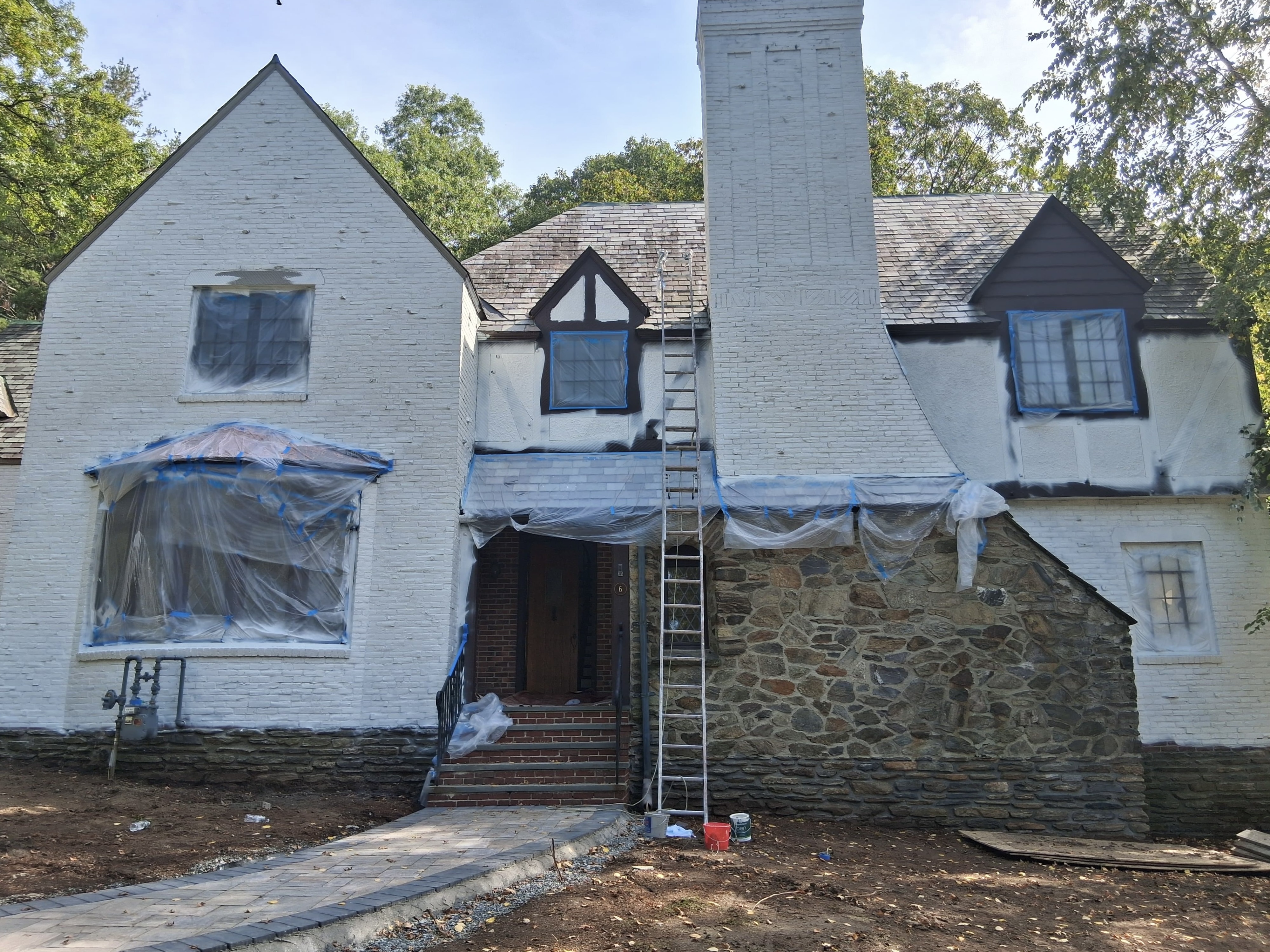 image of moving day scenes