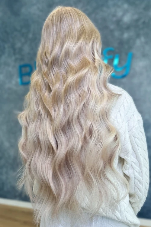 Blondify kampaamo Helsinki – pidennykset