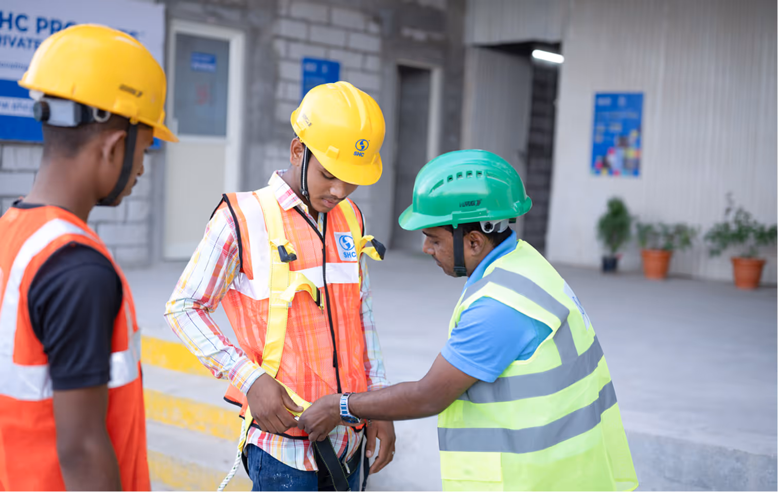 Trained team, Supervised work, Safe execution. 