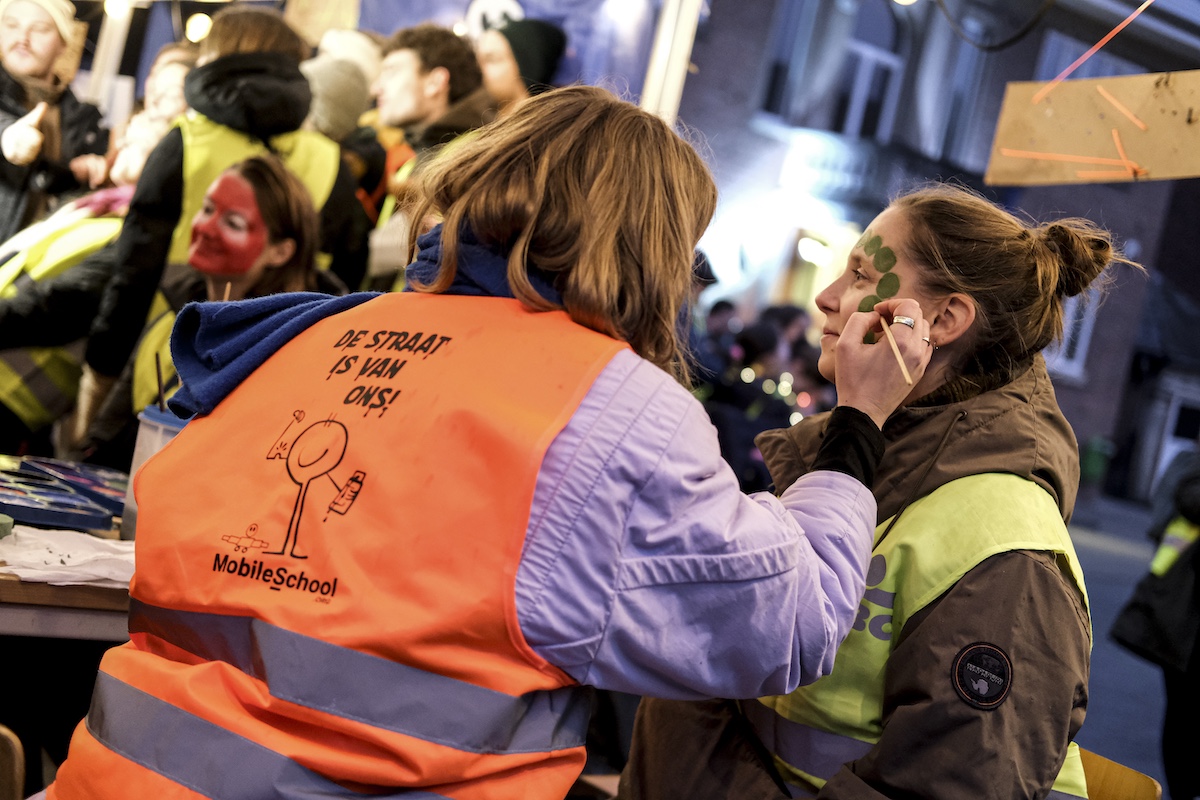 image of a fundraising event for a humanitarian aid nonprofit