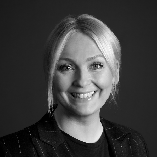 OBBA  GUÐMUNDSDÓTTIR