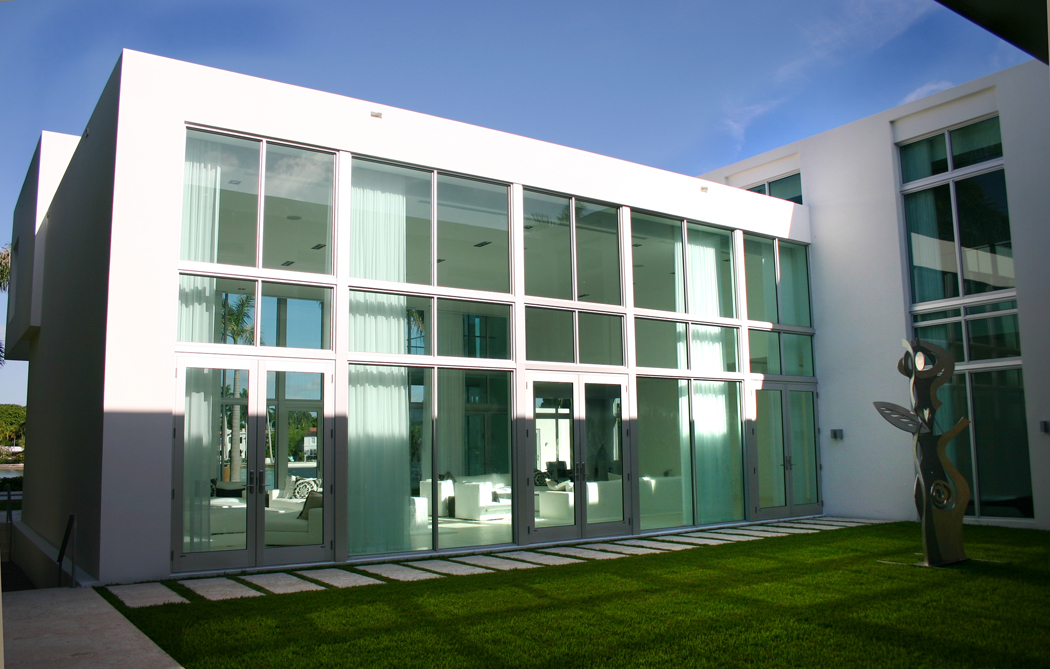 Parasol House - Courtyard Facade
