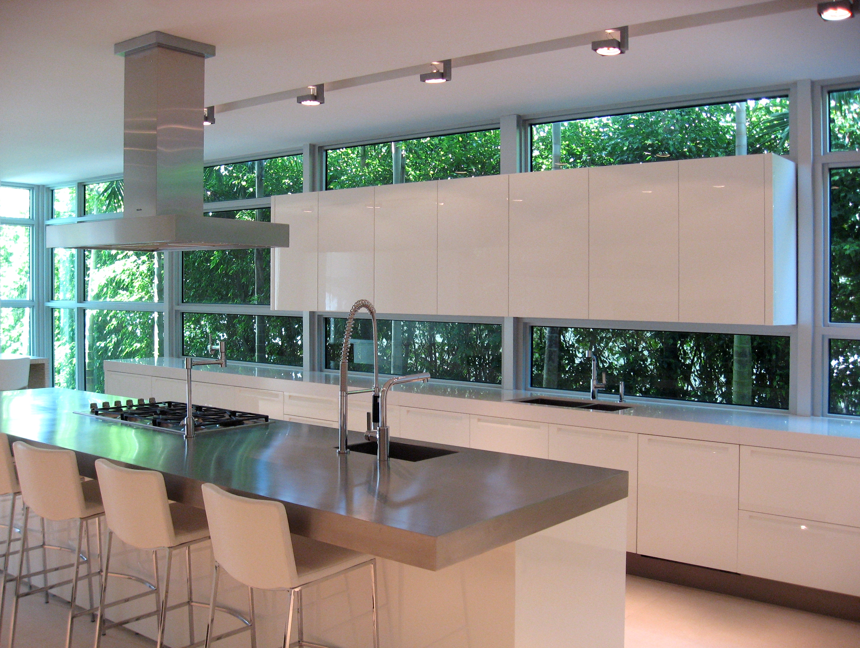 Parasol House Interiors - Kitchen