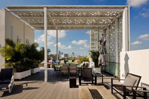 Brown Jordan - Rooftop