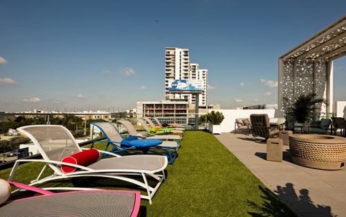 Brown Jordan - Rooftop View