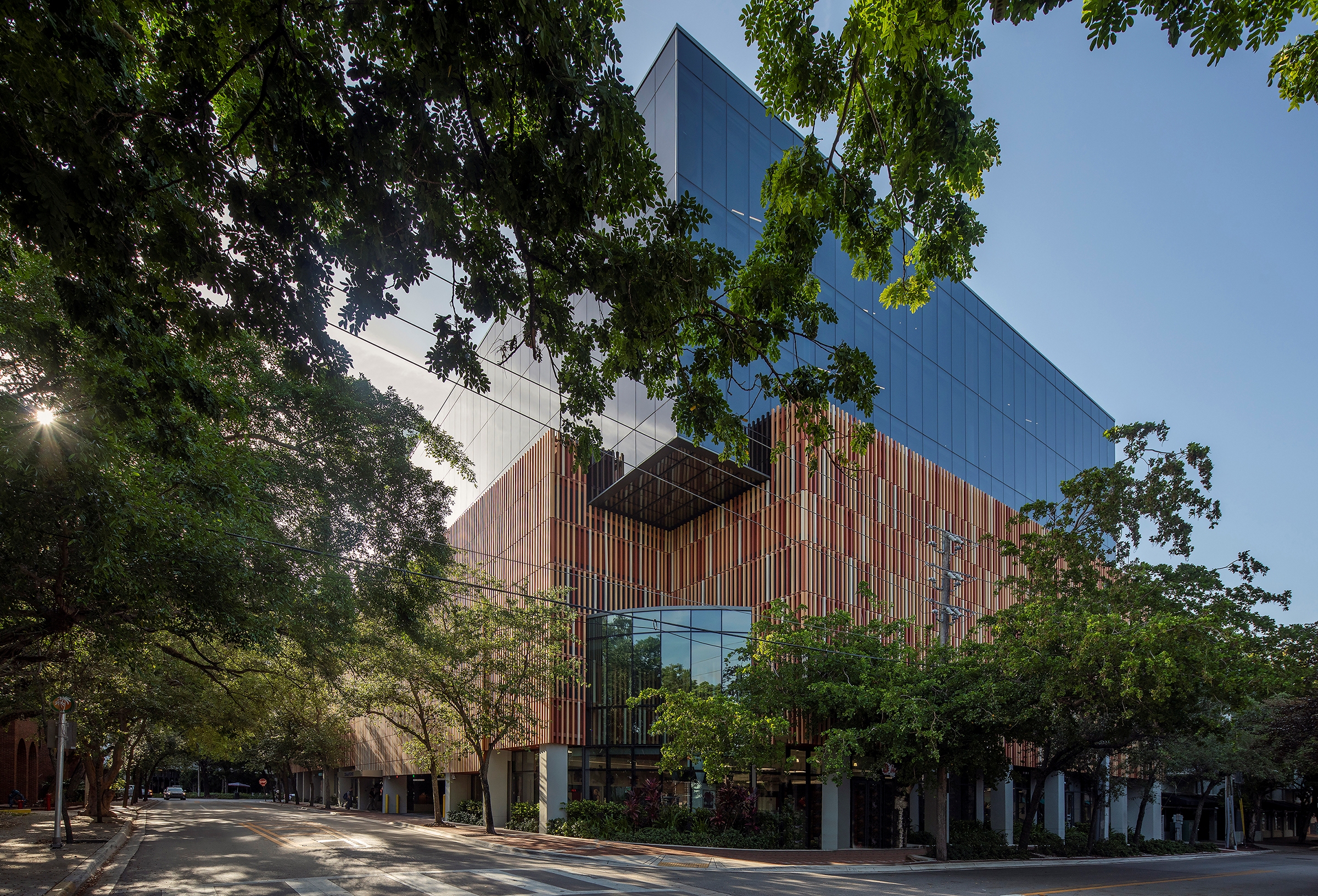 Mary Street - Corner Intersection