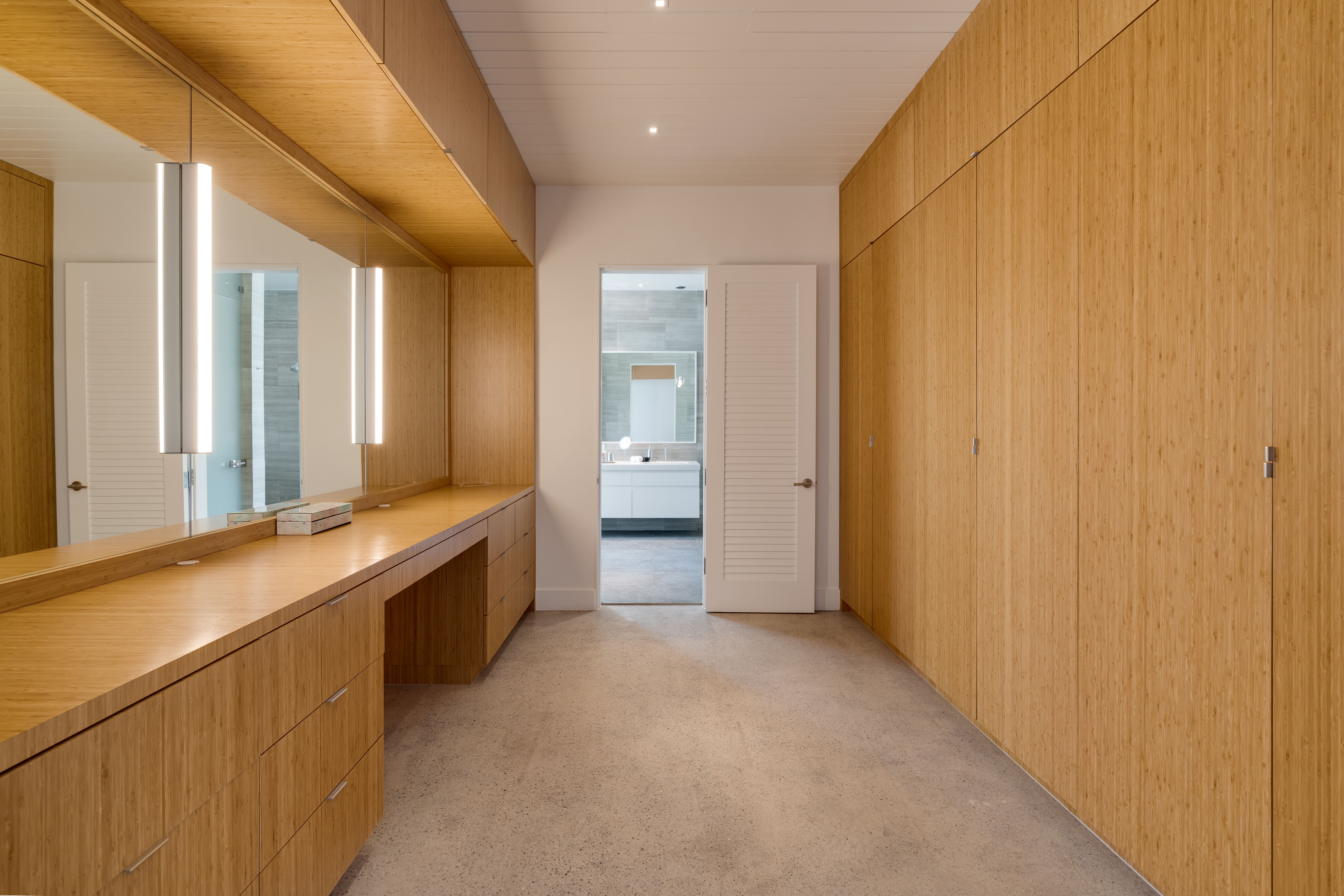 Cat Cay Interiors - Closet