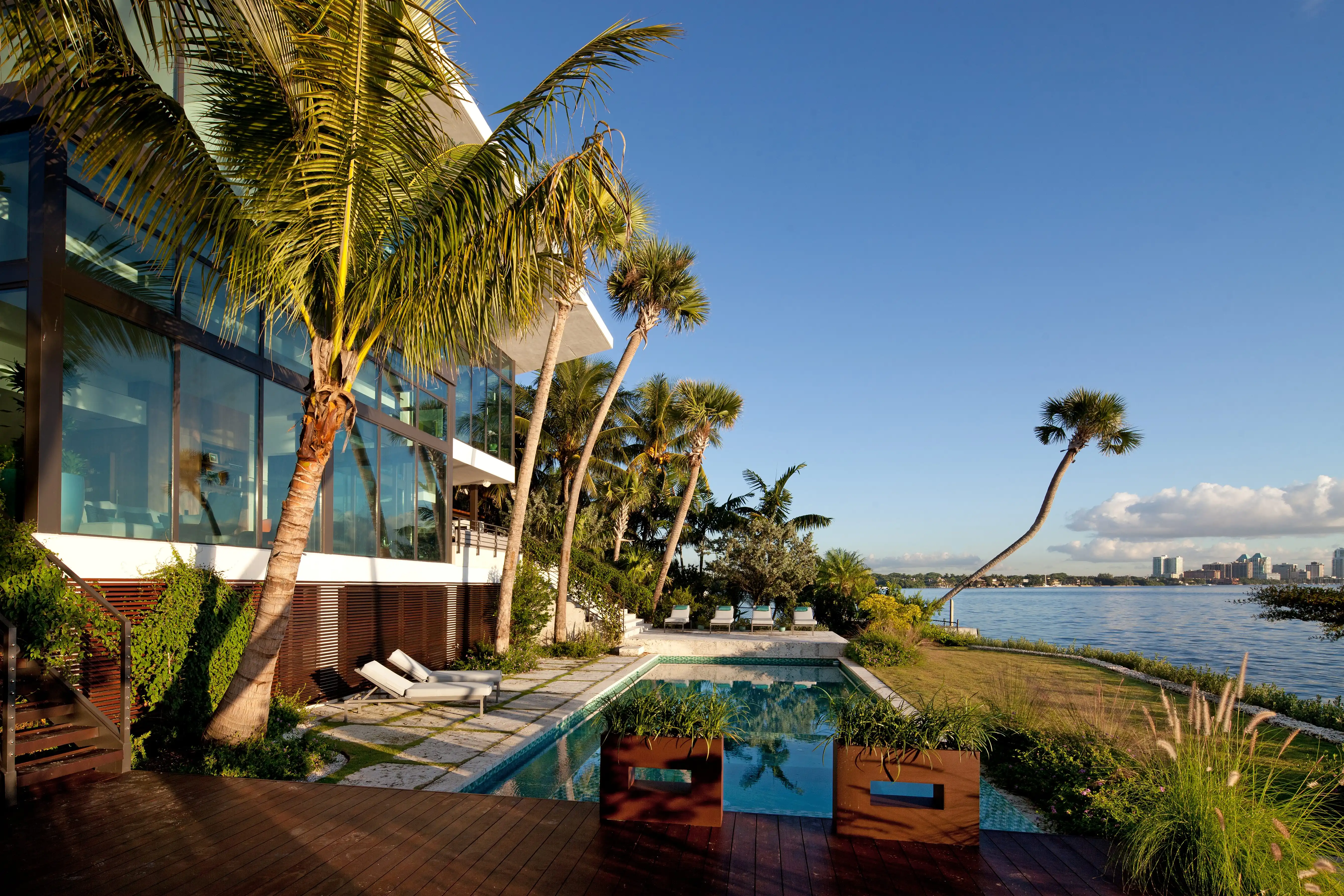 Coral Gables Residence - Pool Deck