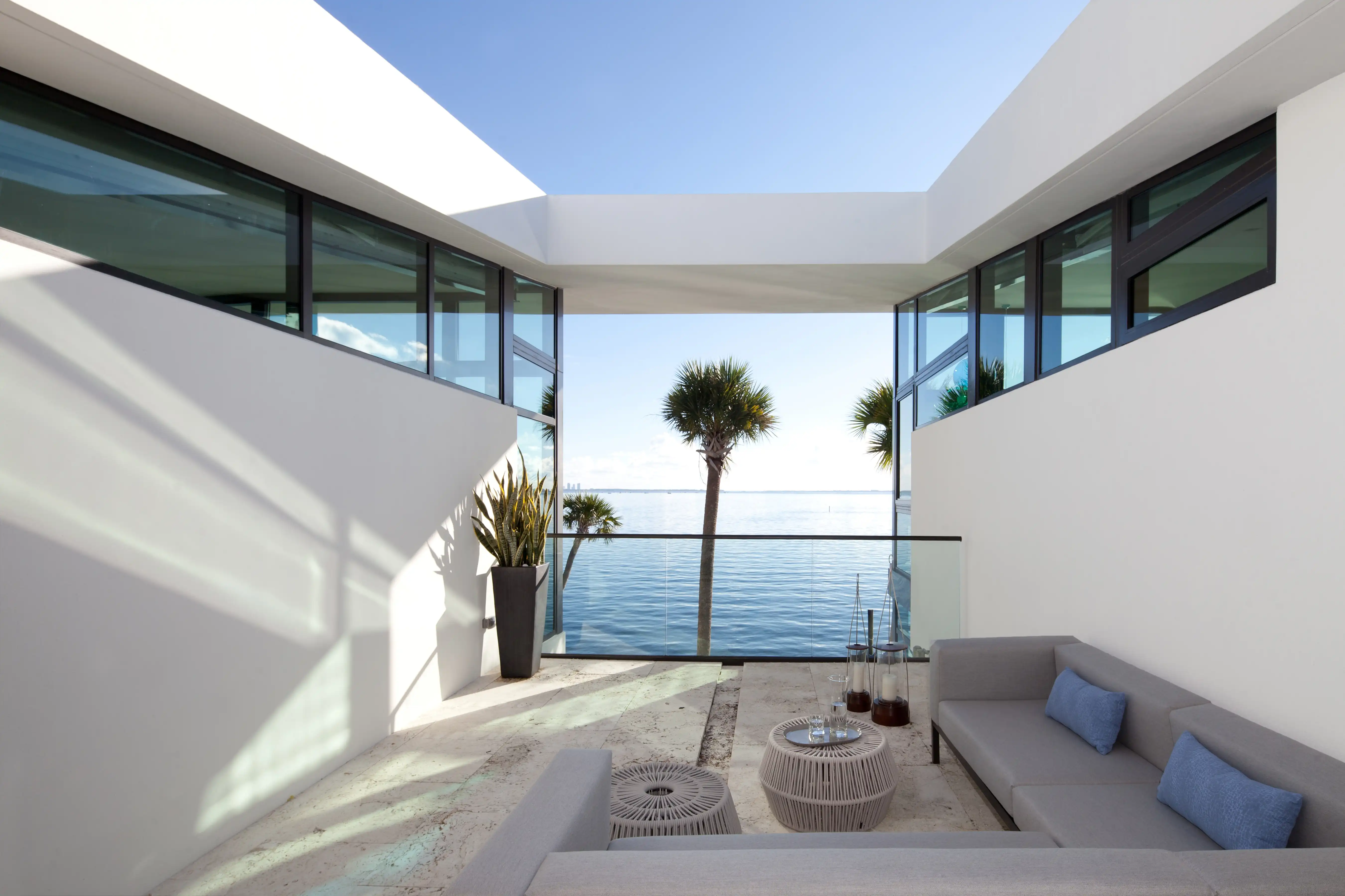 Coral Gables Residence - Balcony