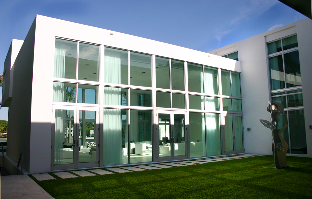 Parasol House - Courtyard Facade