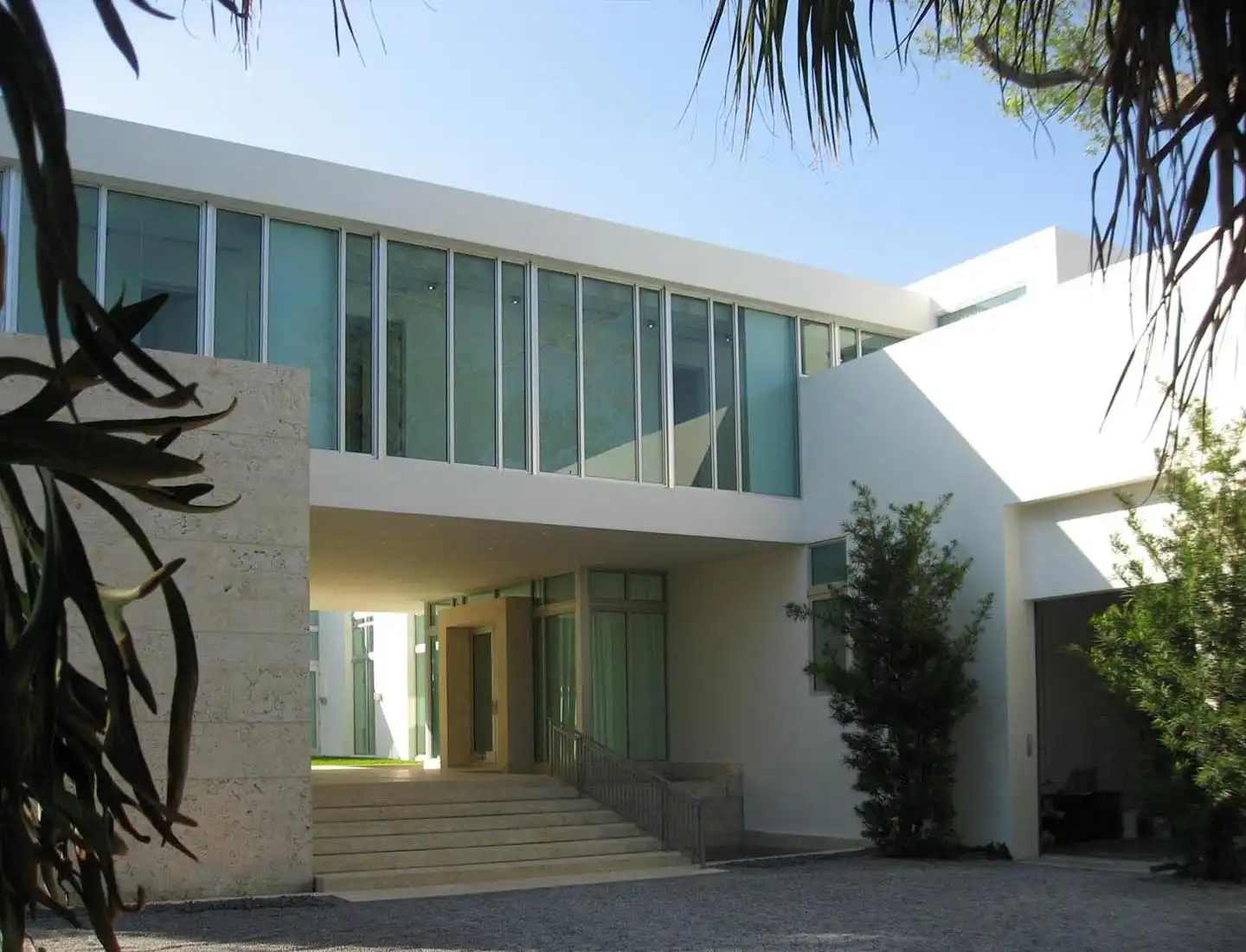 Parasol House - Facade