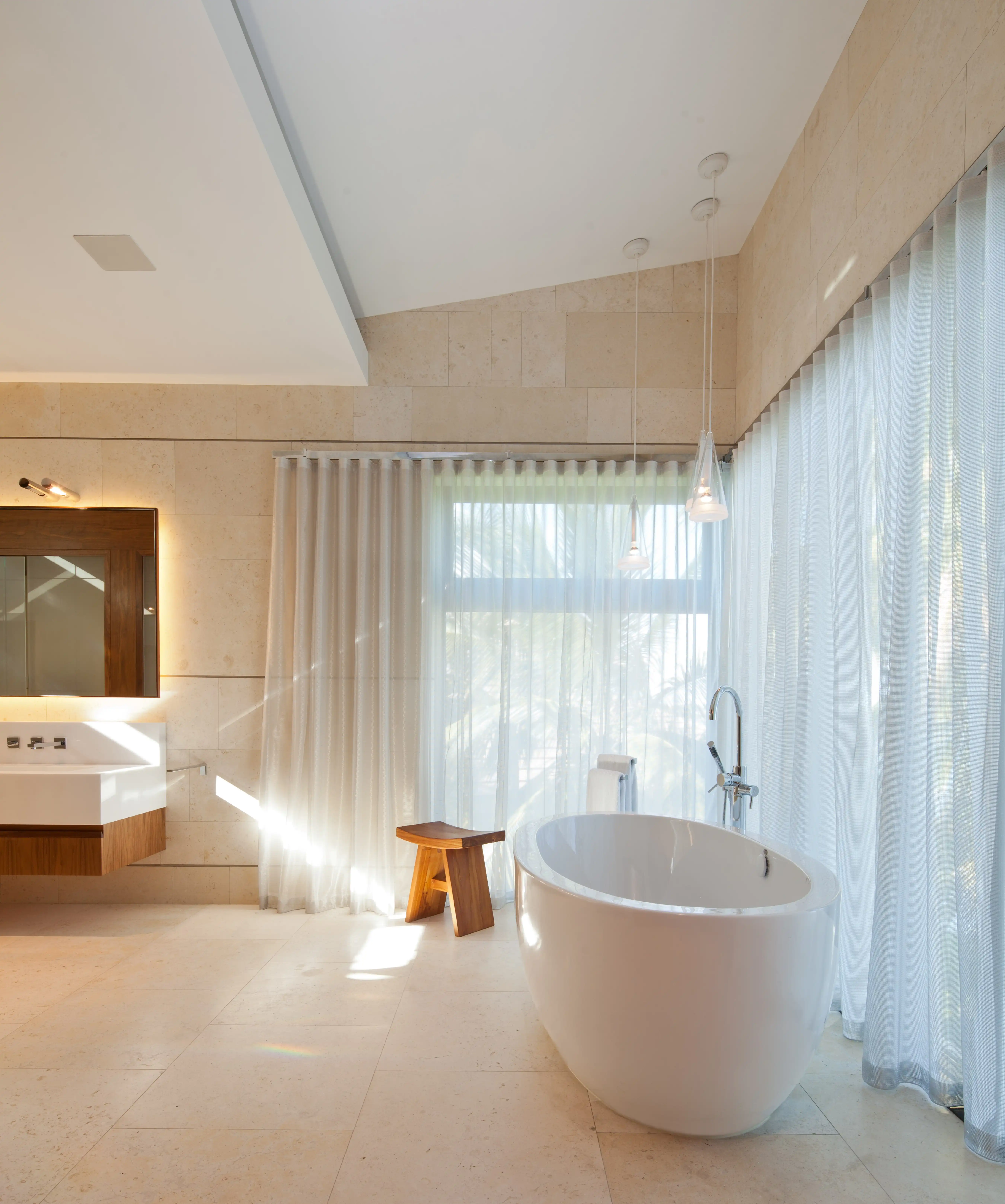 Coral Gables Interiors - Bathroom
