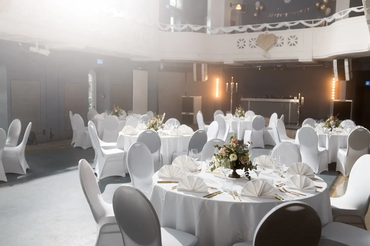 Frauenbad Heidelberg Hochzeit Location Veranstaltung Setup Dekoration