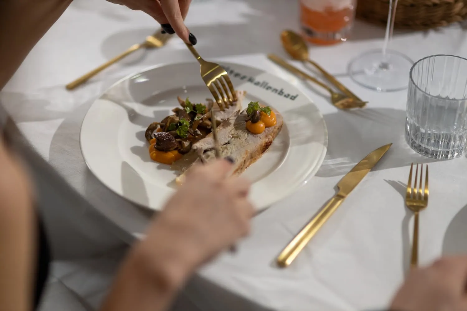 Catering Heidelberg Wedding Hochzeiten Full Service Frauenbad altes Hallenbad