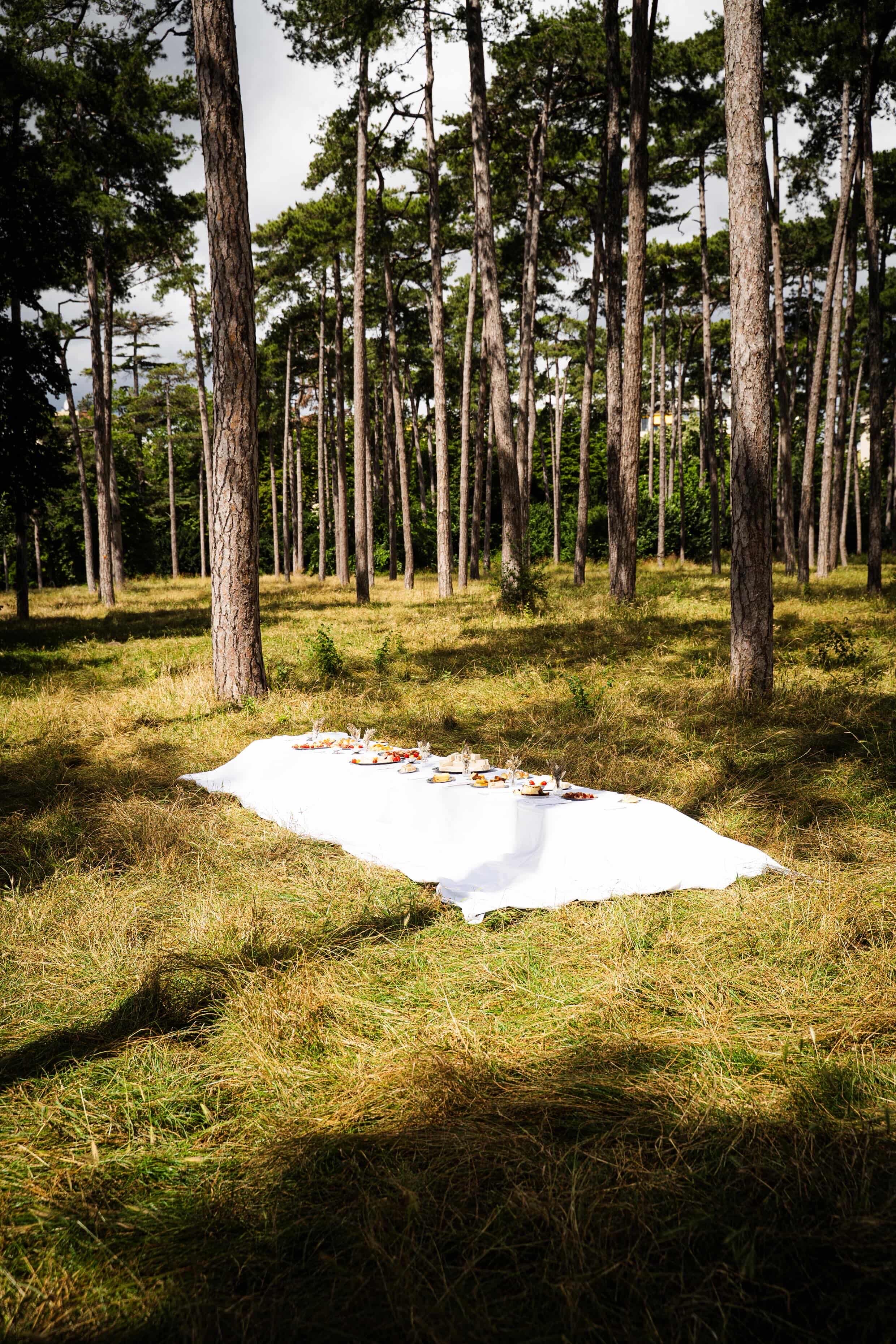 Summit Lunch for Fusalp déjeuner outdoor de luxe par ARC Paris Event au Bois de Boulogne