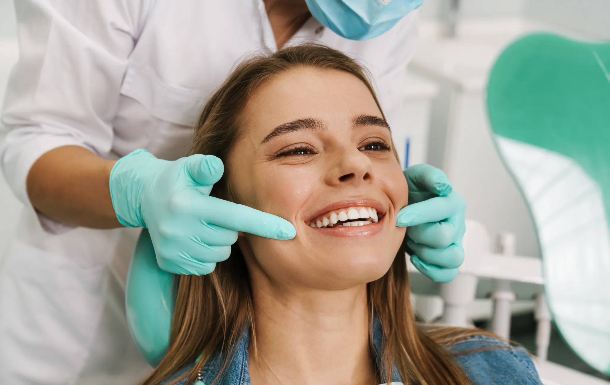 Davie, FL: Understanding the Vital Link Between Gum Health and Heart Disease