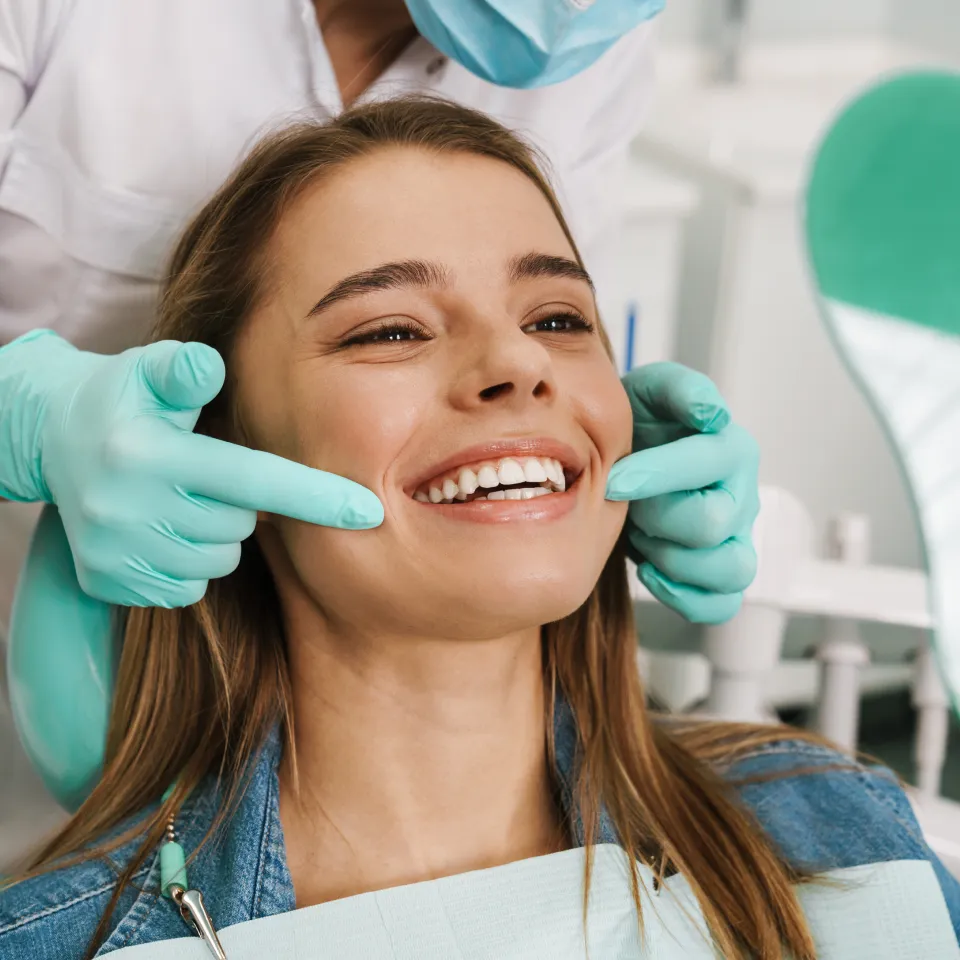 Davie, FL: Understanding the Vital Link Between Gum Health and Heart Disease