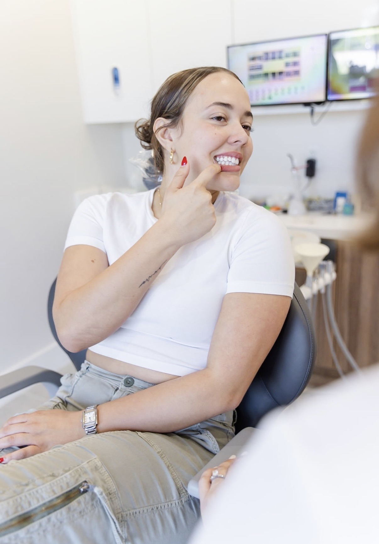 Understanding Tooth Sensitivity in Davie, FL: Causes and Solutions with Gen 2 Dentistry