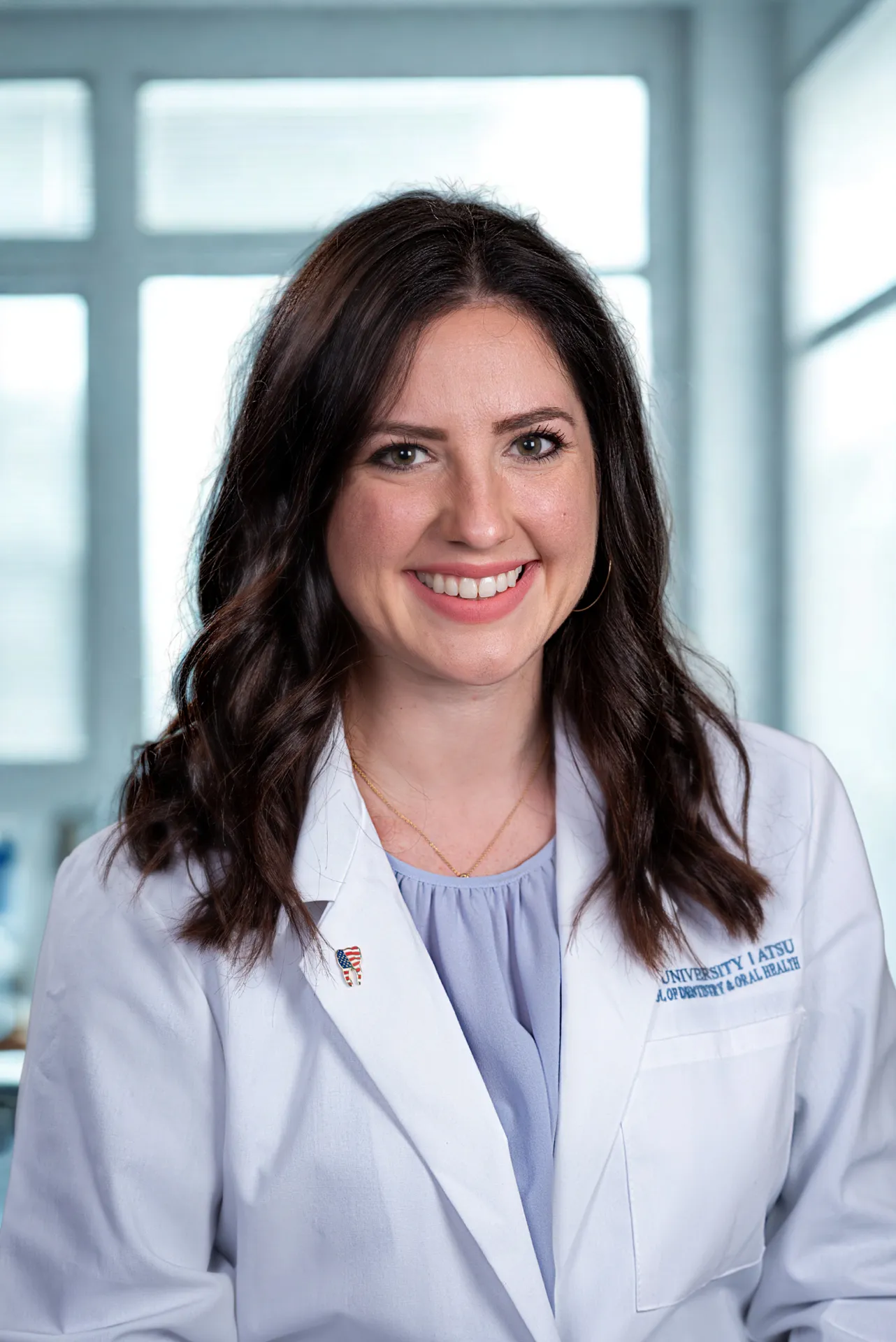 Dr. Alyssa Holmes