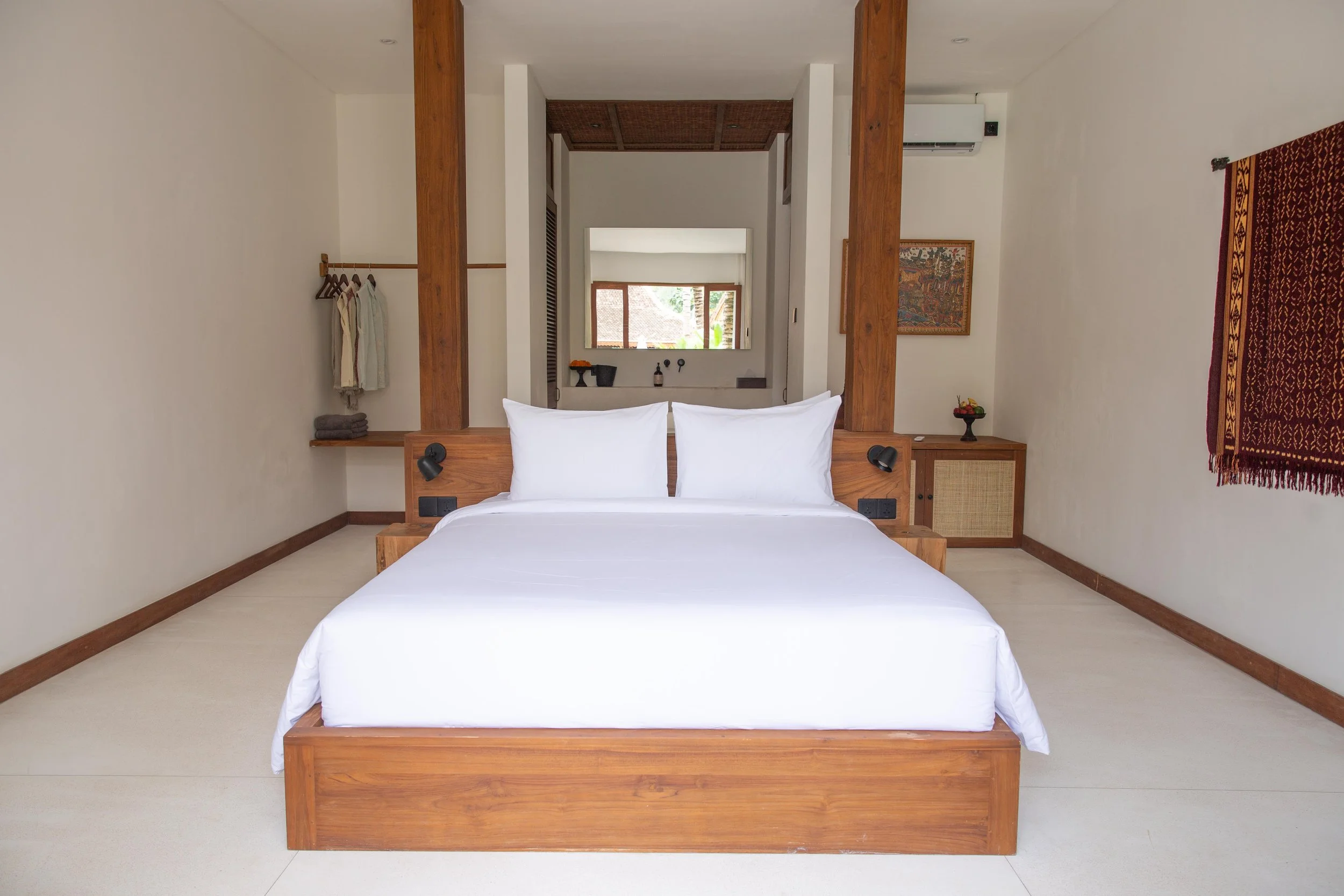 Nomads Boutique Deluxe Room - Bedroom
