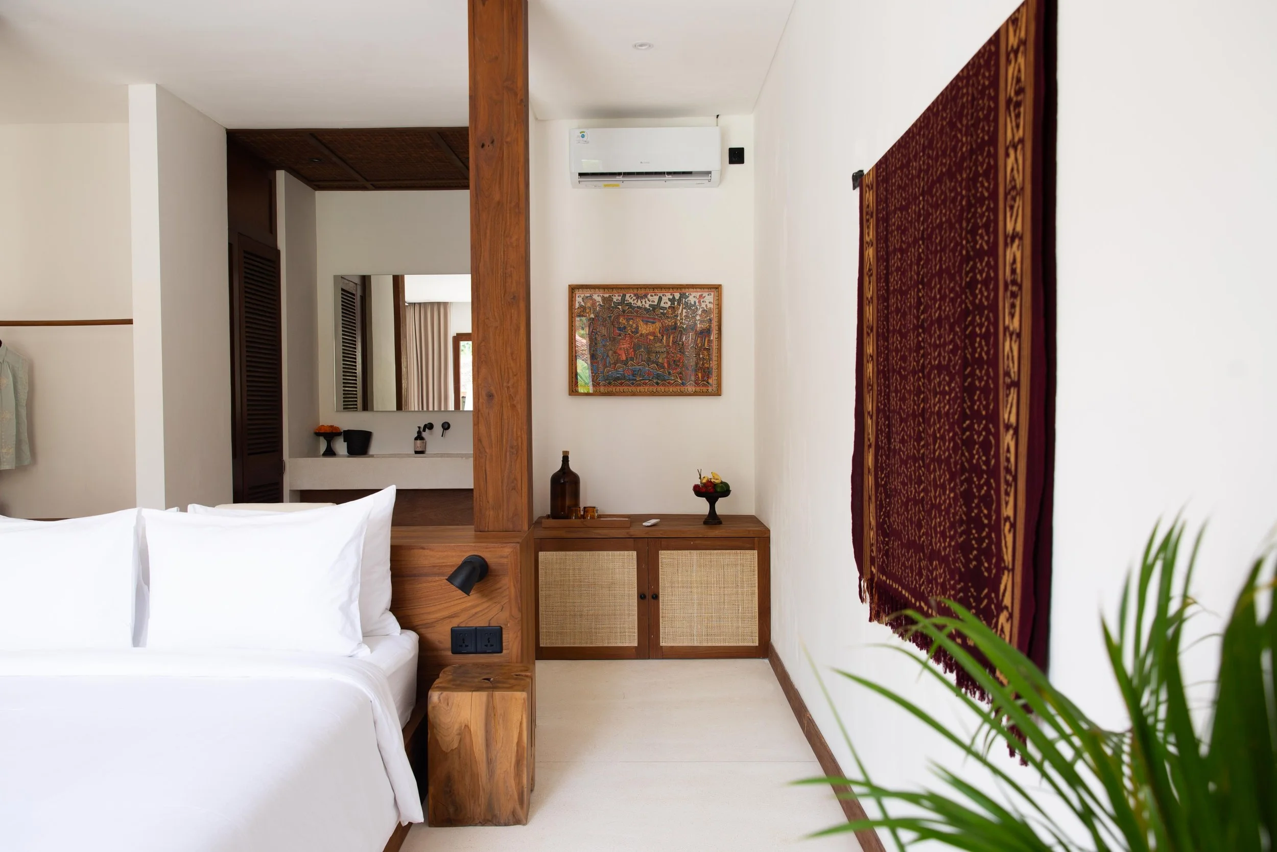 Nomads Boutique Deluxe Room - Bedroom