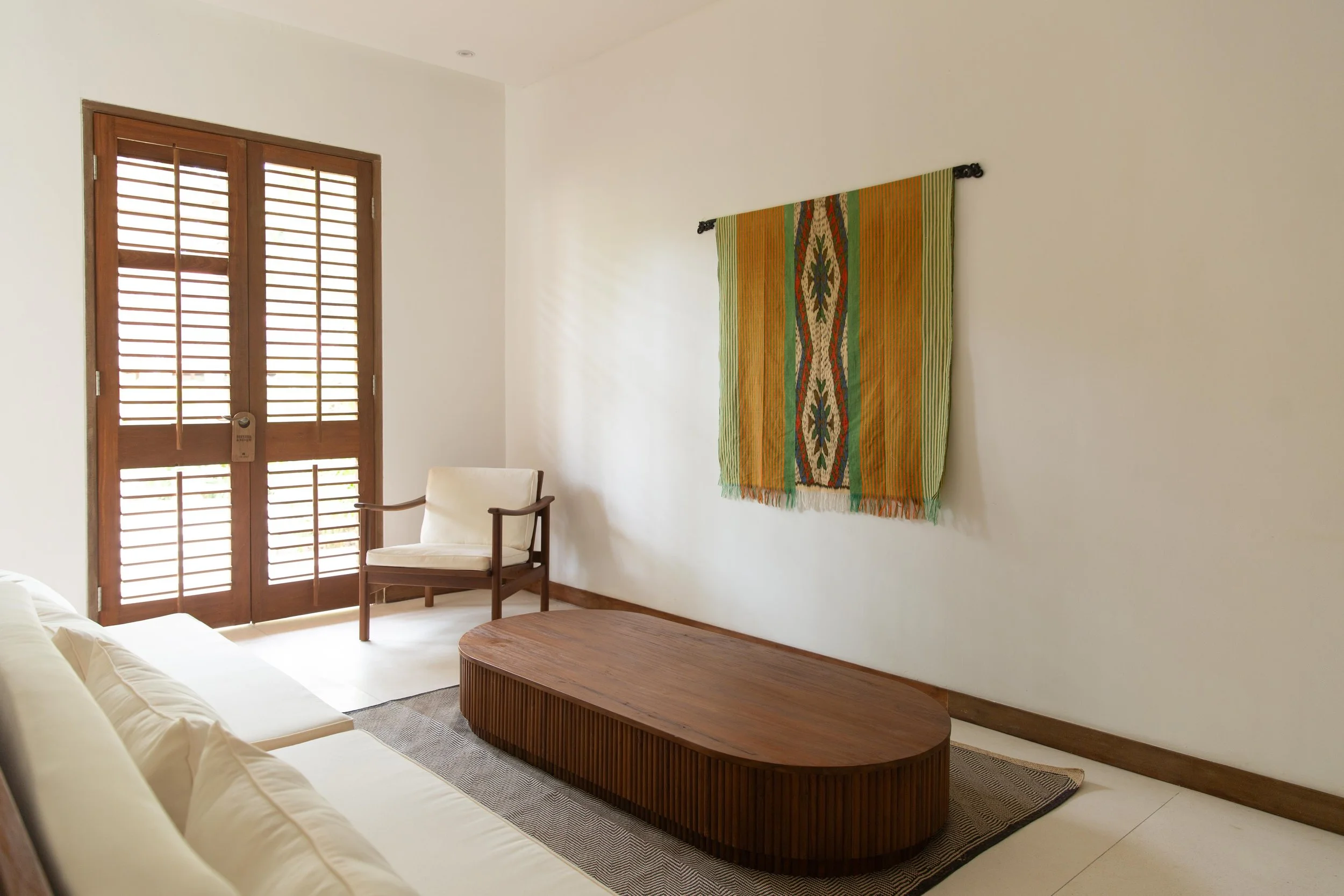 Nomads Boutique Suite with Private Pool - Living room