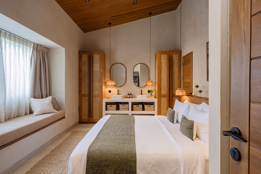 Luxury Villa Two Bedroom - Bedroom 1