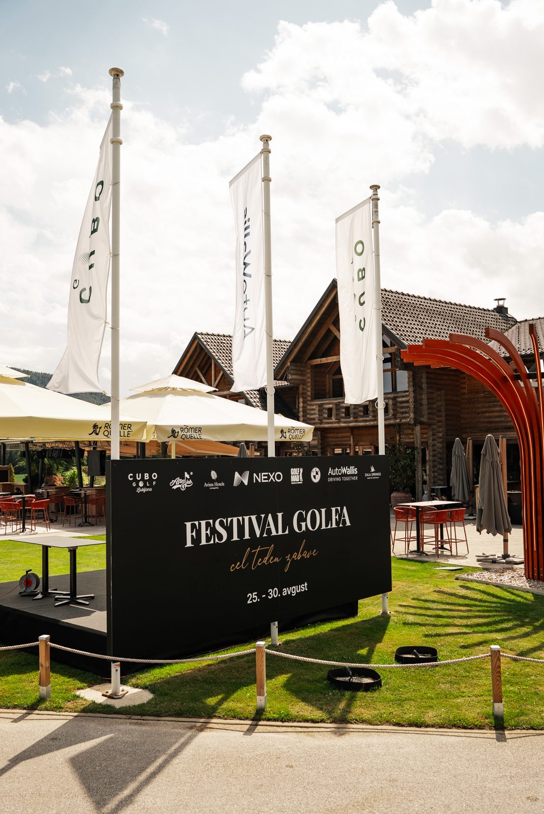 Cubo Golf – Unlike Studios