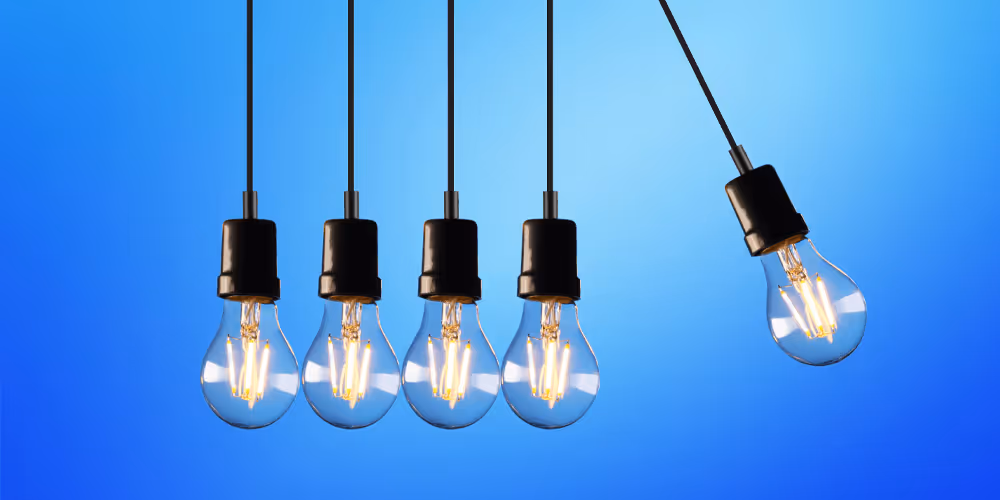 Light bulbs effect of impact, a pseudo newton's cradle