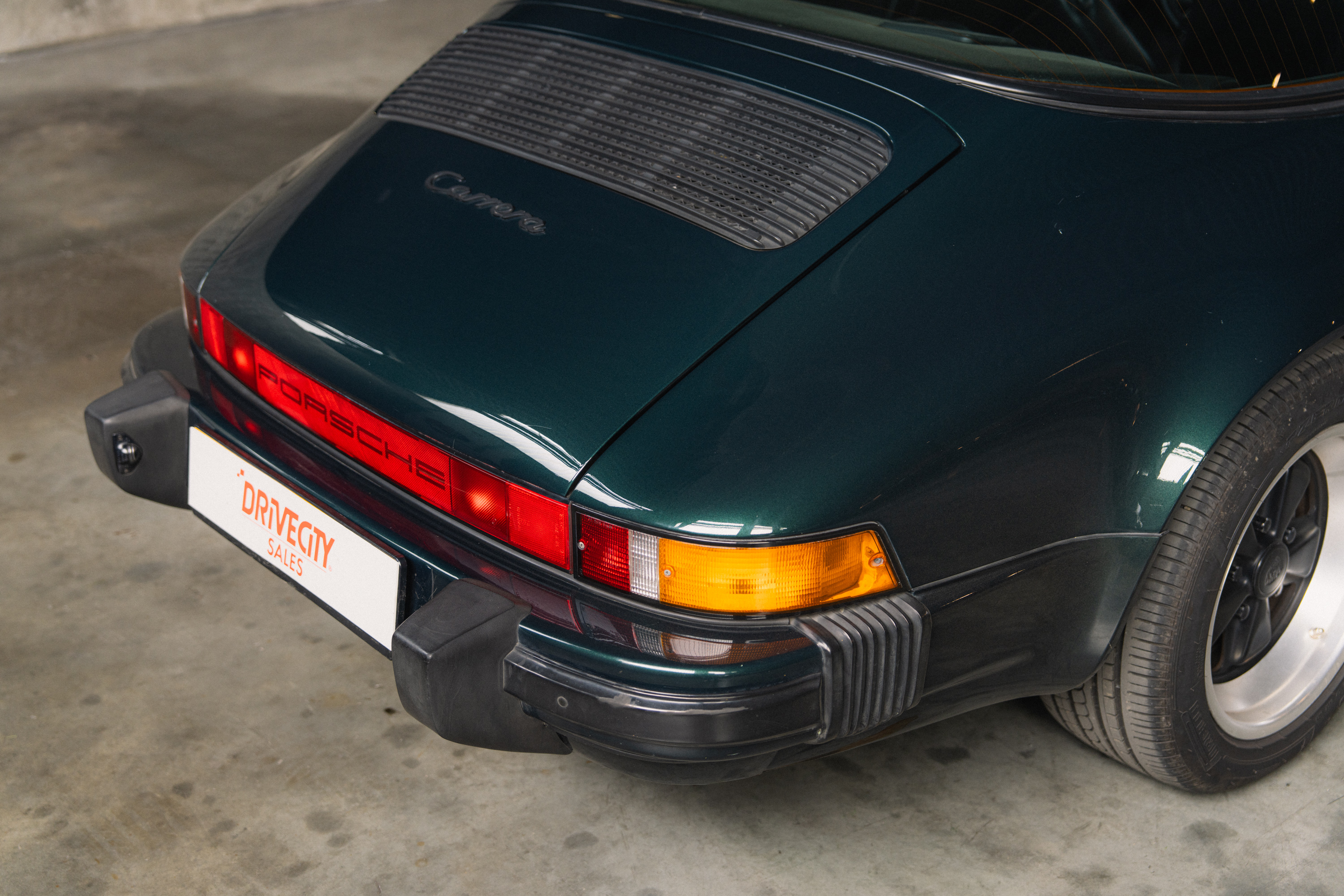 1989 Porsche 911 Targa Forest Green