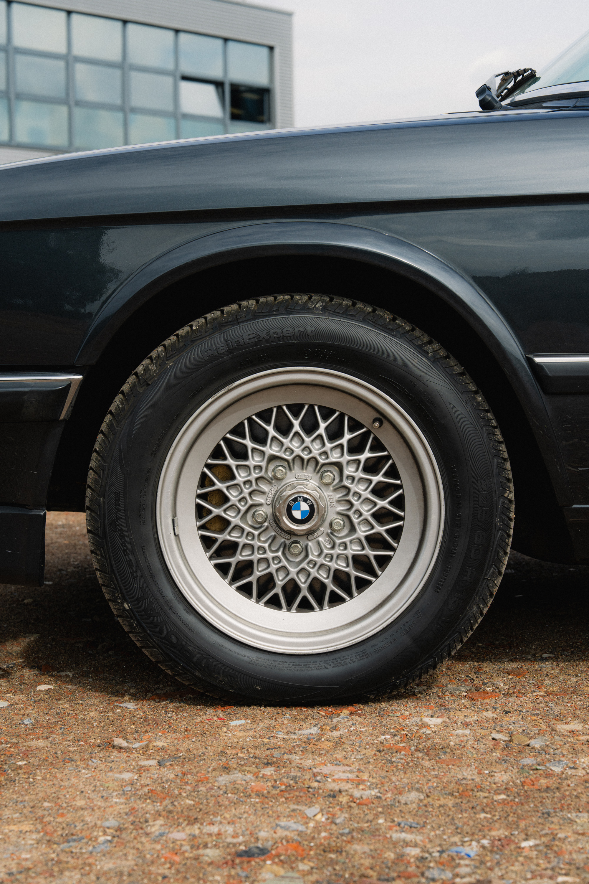 1986 BMW M5 E28 Noir à vendre for sale oldtimer état concours exceptionnel 