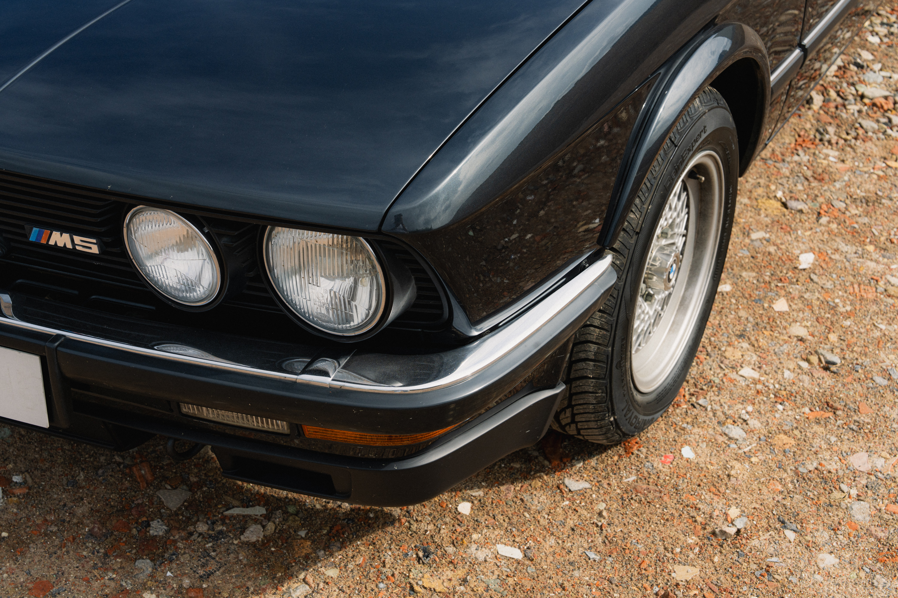 1986 BMW M5 E28 Noir à vendre for sale oldtimer état concours exceptionnel 