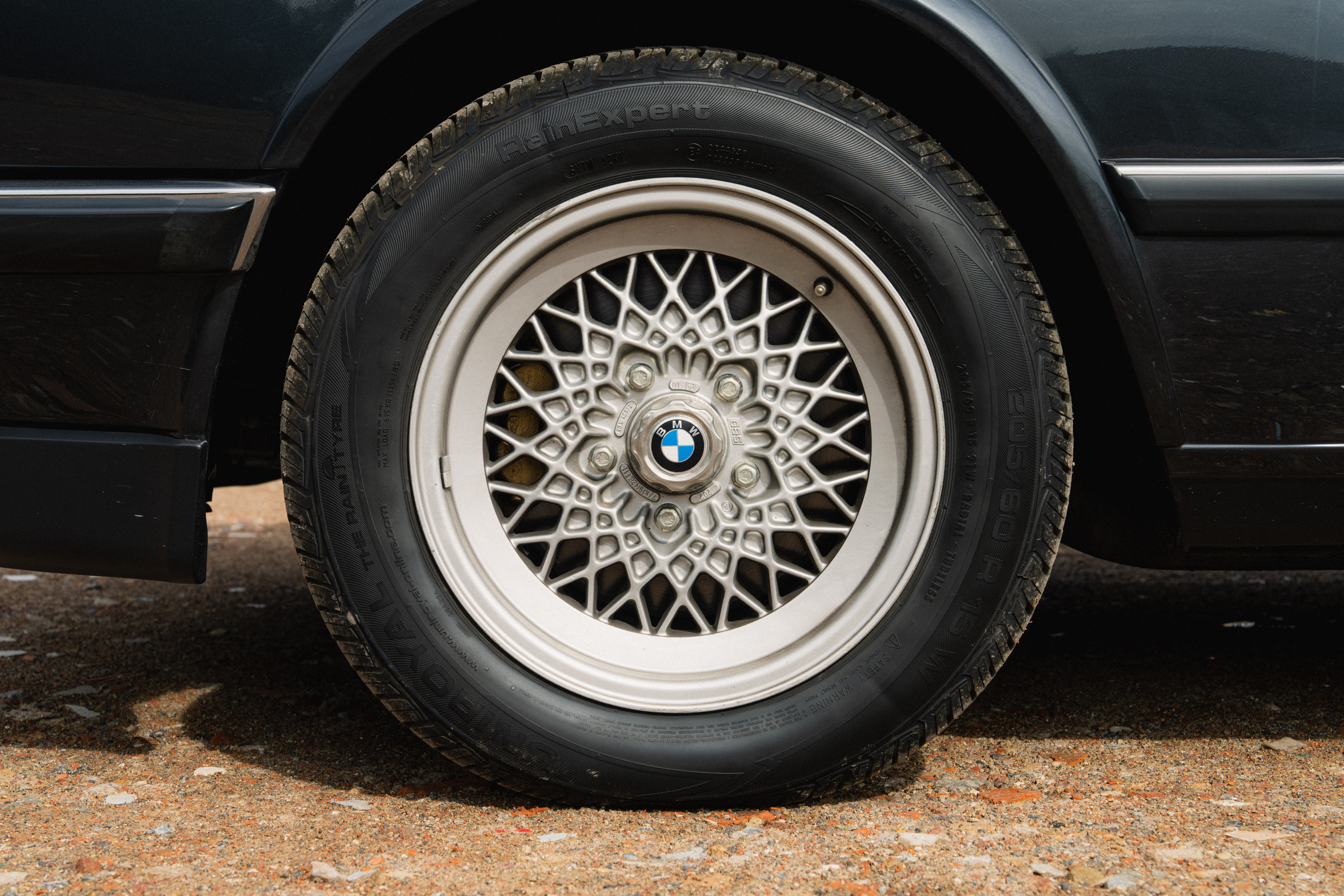 1986 BMW M5 E28 Noir à vendre for sale oldtimer état concours exceptionnel 