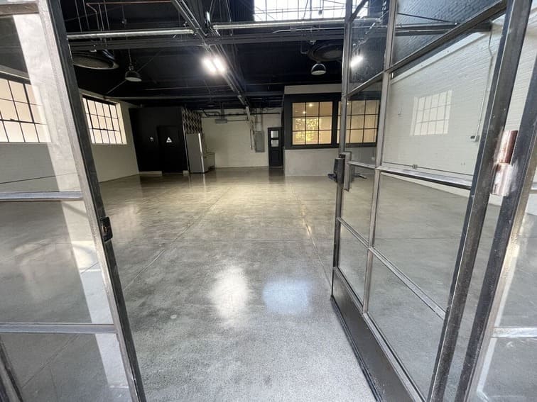 Polished interior concrete floor in Oxnard