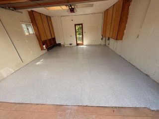 Garage epoxy flake floor in Ventura