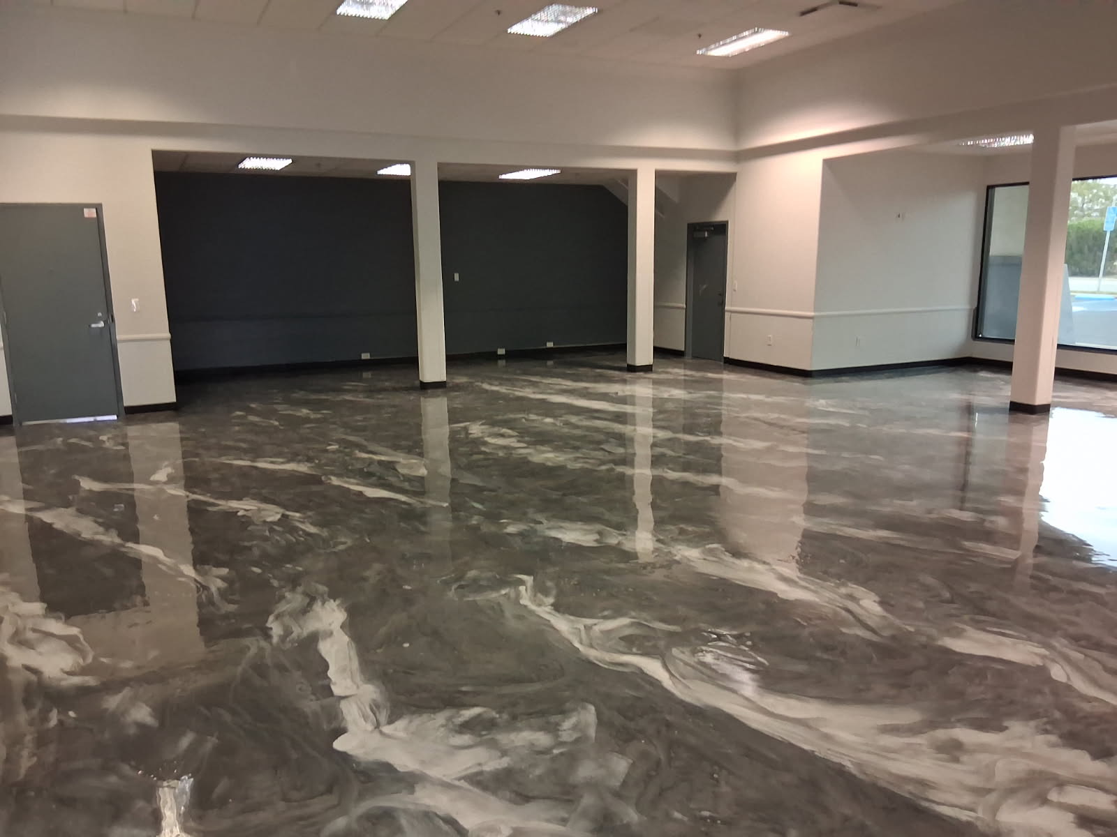 Metallic epoxy flooring in Oxnard