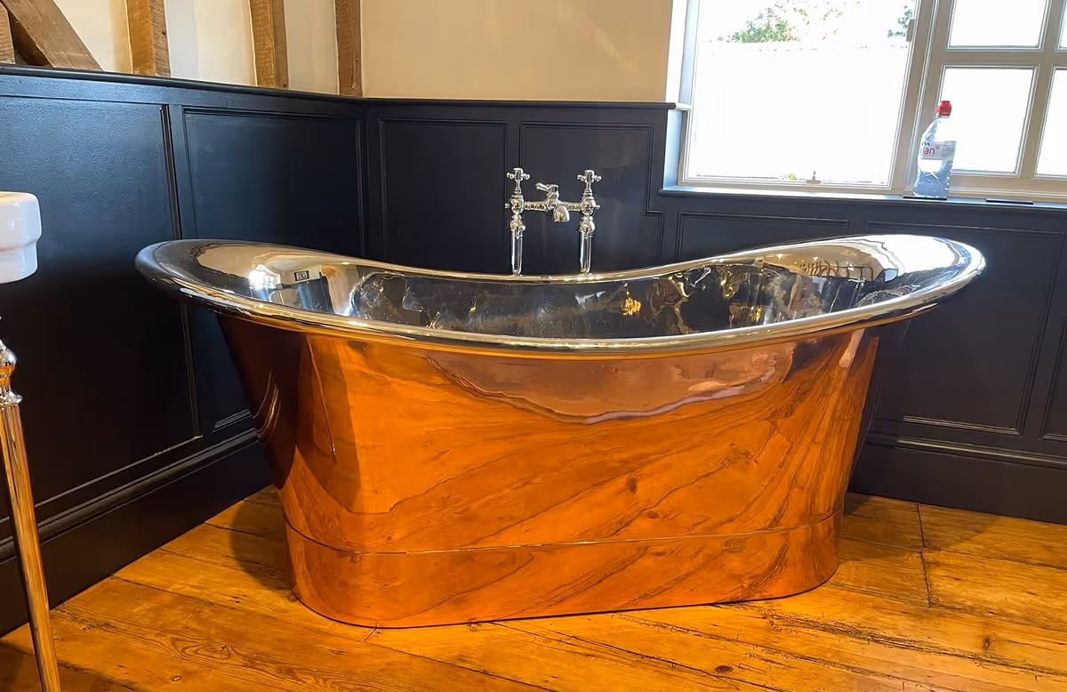 Luxury gold bath