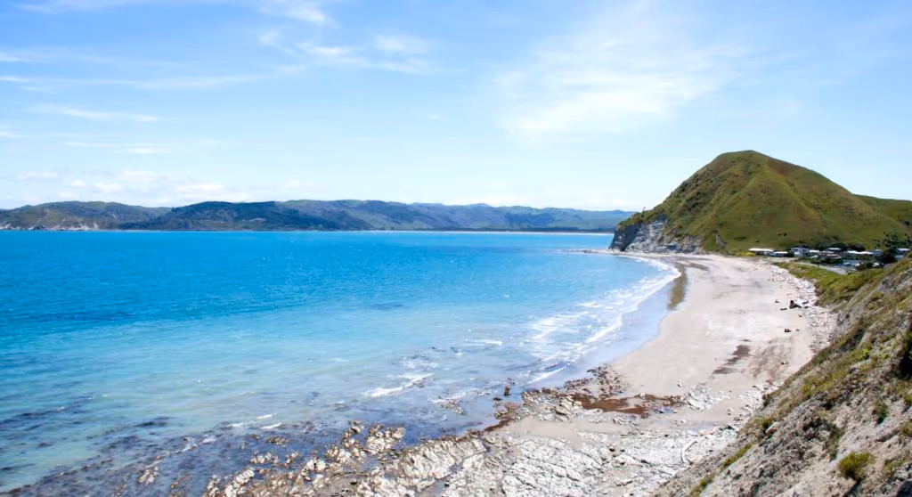 One of the best Hawkes Bay activities is visiting Mahia peninsula where Jeremy has his family batch. This is a photo of the beach from Kinikini Road 
