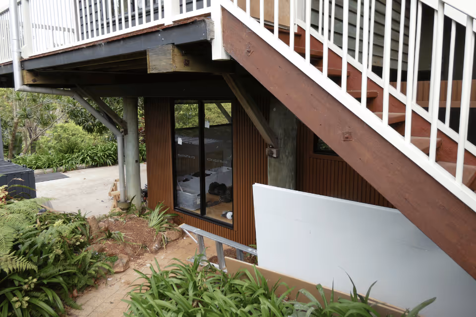 [background image] image of construction team meeting (for a construction company)