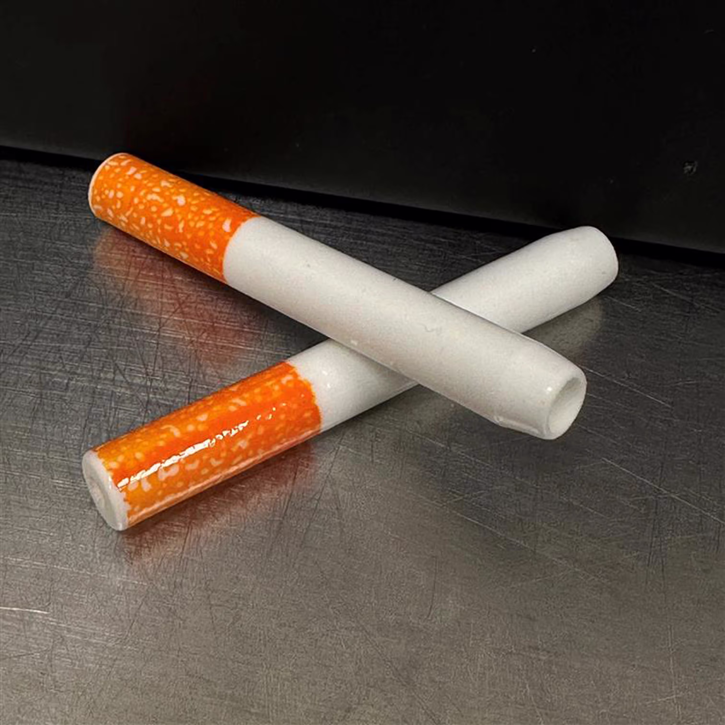 Mini Ceramic Cigarette Bat