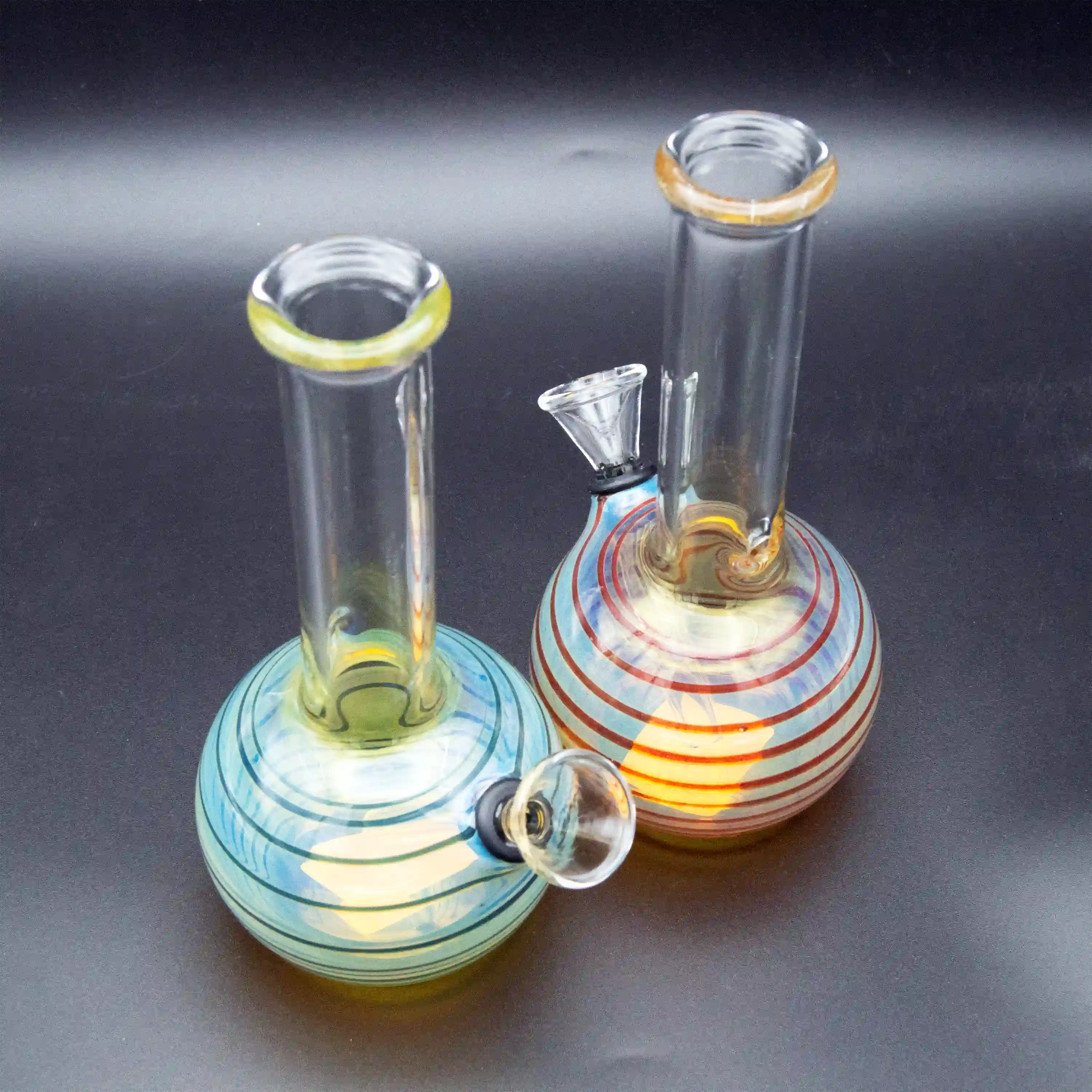 Fume and Color Mini Bong Single Carb | Orlando
