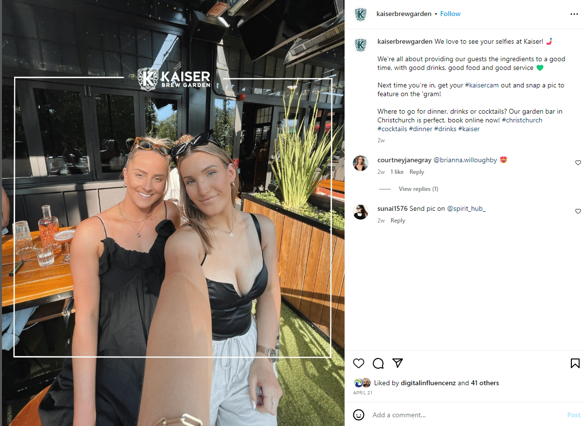 Bar background with two girls taking a selfie