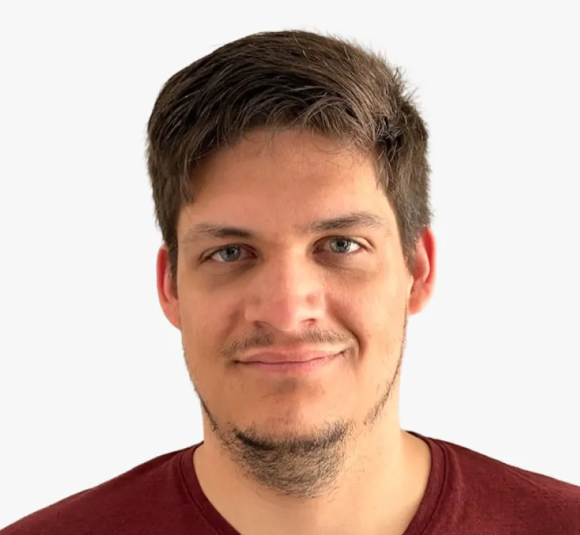Kristof Vajda - iOS Developer | Astrivis